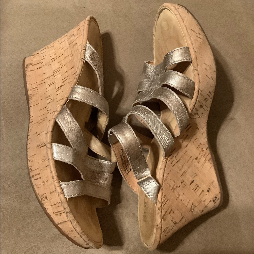 Born Handcrafted Footwear Wedge Sandals B05115 COA12 Size 9/40.5 Worn Twice